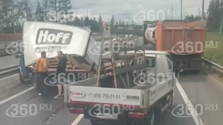 кадр с видео
