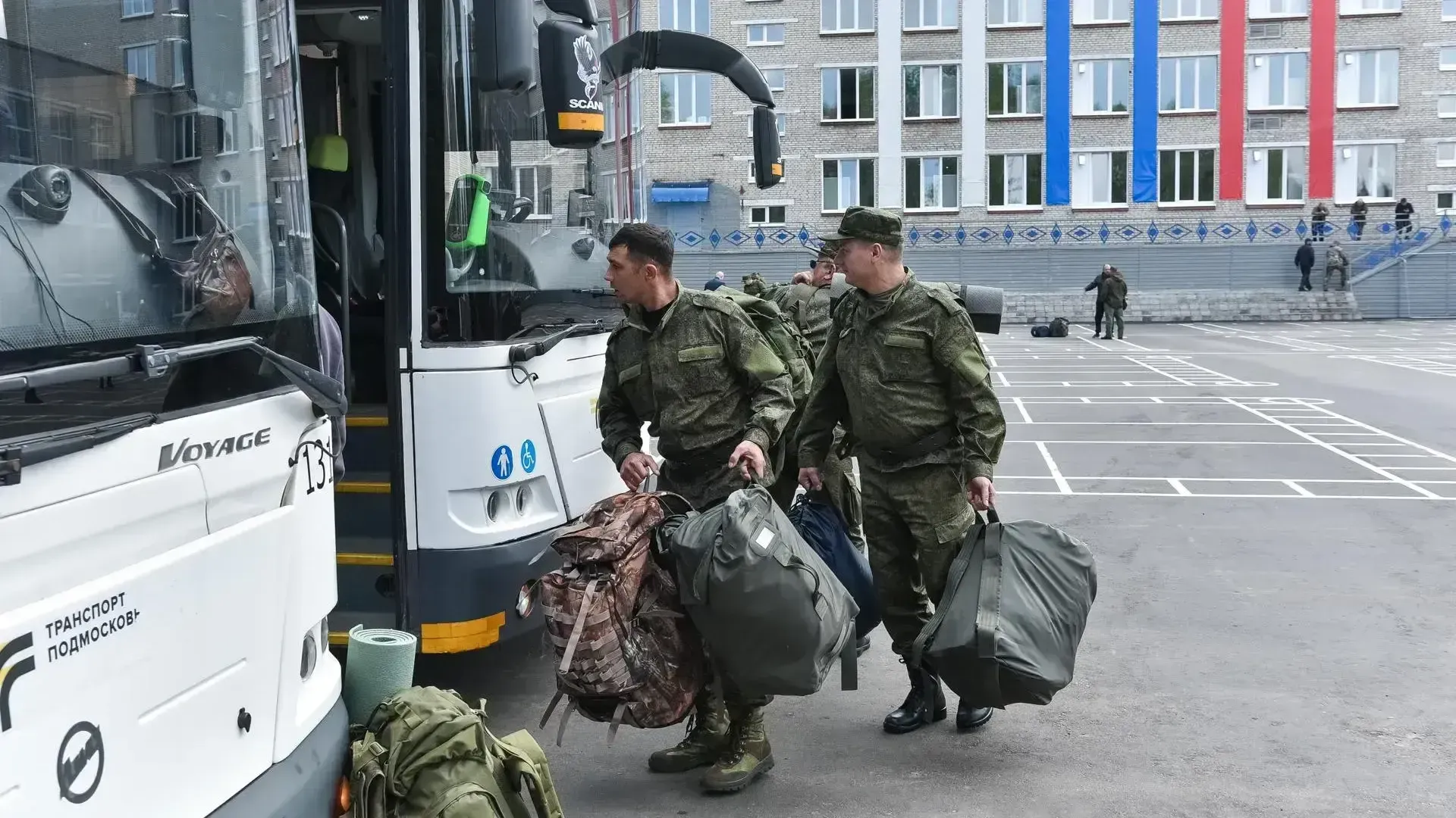 Инструкторы пункта отбора в Балашихе дают новобранцам необходимые знания в короткие сроки