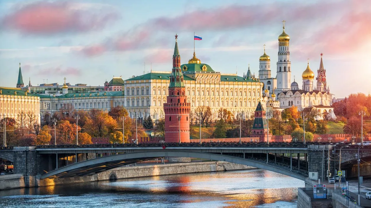 «Сплевывать кровавую юшку»: публицист назвал условие уважения к России в мире