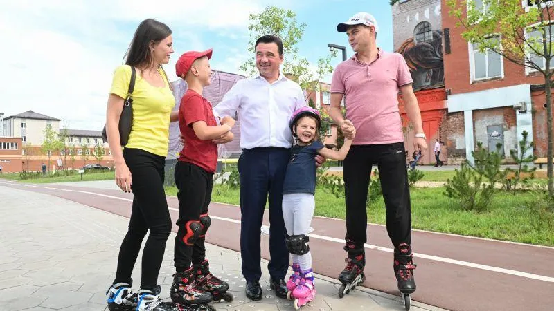 Воробьев проверил, как идет благоустройство набережной в Орехово-Зуево