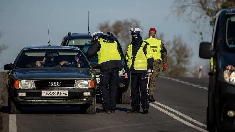В Германии выяснили, кто помогает нелегалам попасть из Белоруссии в Польшу