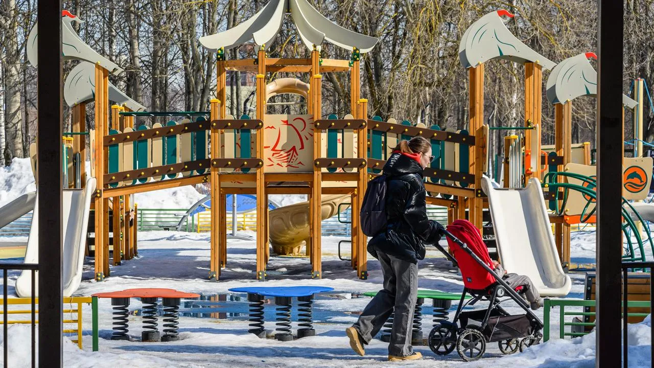 В рамках благоустройства в сквере «Молодежный» в Клину установят освещение и площадки