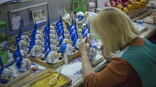 Школьники Клинского района собрали игрушки  для Донецка и Луганска
