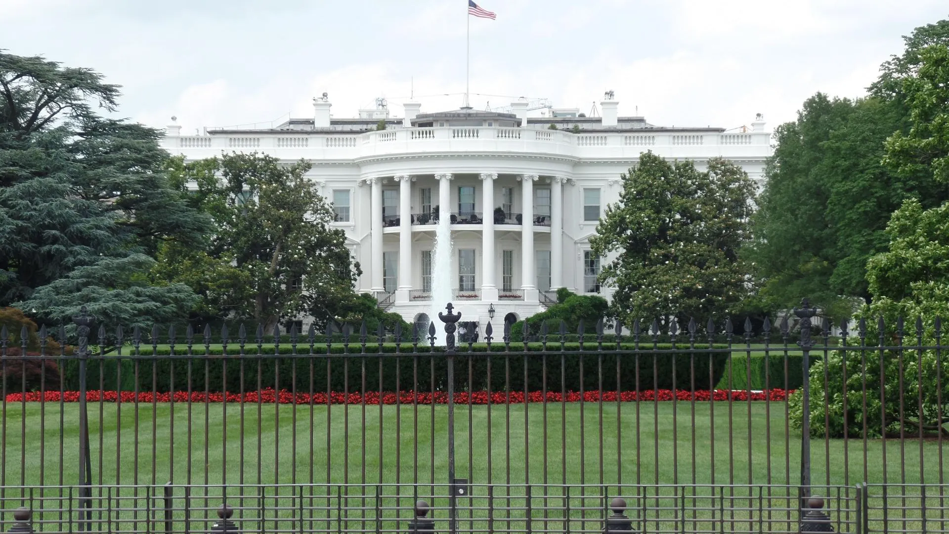 Экс-президент США Трамп планирует принудить Киев к мирным переговорам с Москвой