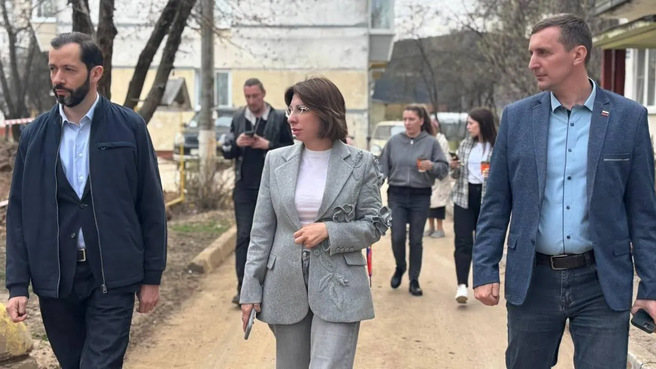 Замглавы Подольска провела обход в микрорайоне Силикатная