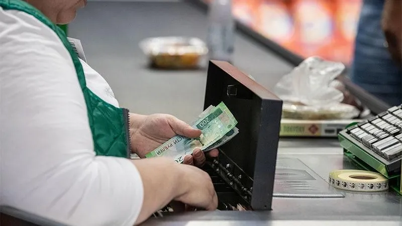 Курение убивает: покупатель сигарет в Дмитрове умер у кассы магазина