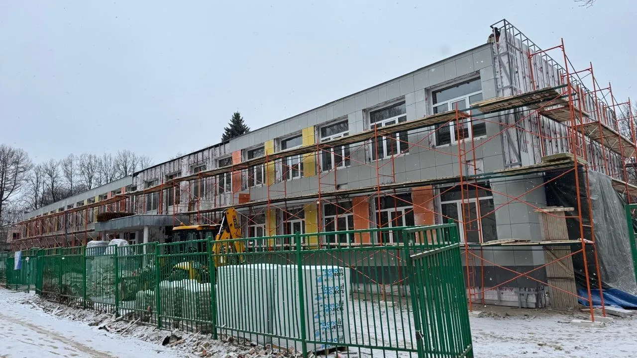 Нелегальных мигрантов выявили в ремонтируемой школе в Наро-Фоминске