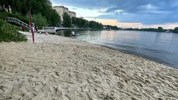 Жители Долгопрудного сравнили новые пляжи с Мальдивами