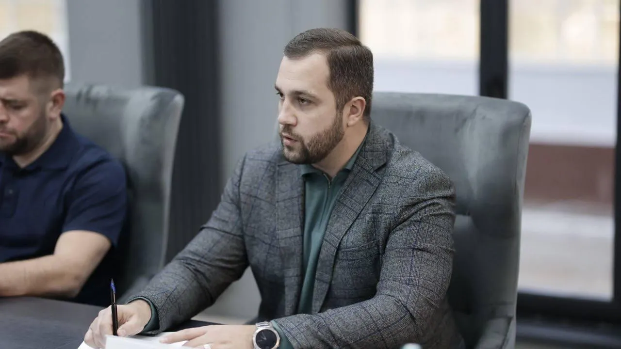 Глава Чехова встретился с сотрудниками предприятия «Акпласт»