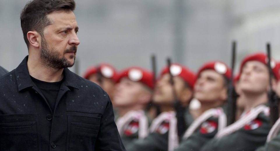Зеленский заявил, что логистика России должна «ощутимо страдать»