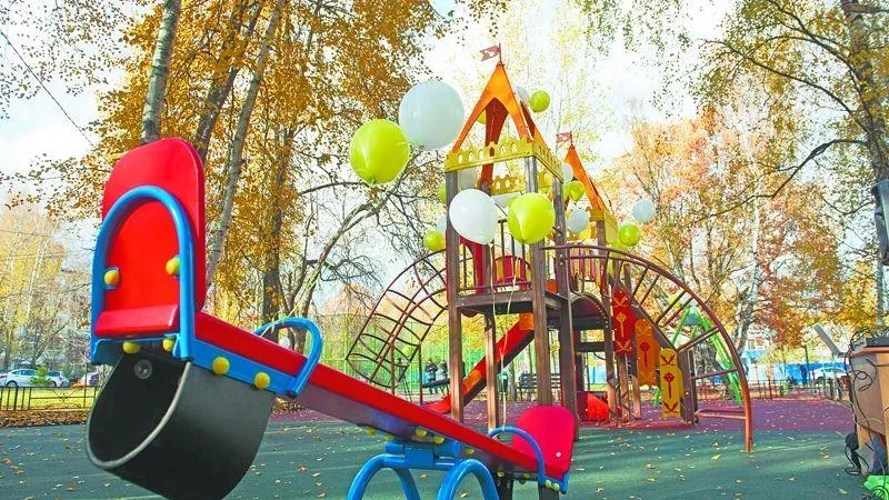 Полтысячи дворов облагородили в Подмосковье