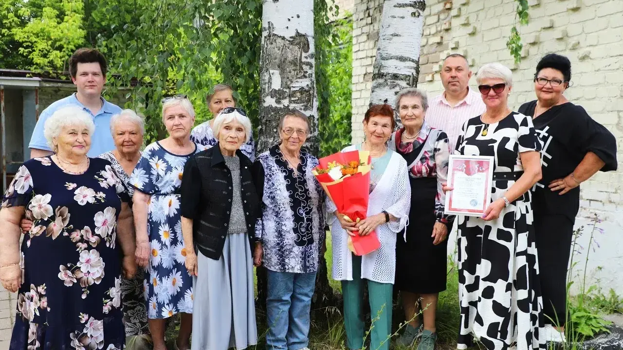 85-летие отметила жительница Рошаля, Почетный ветеран Подмосковья Валентина Александровна Стулова
