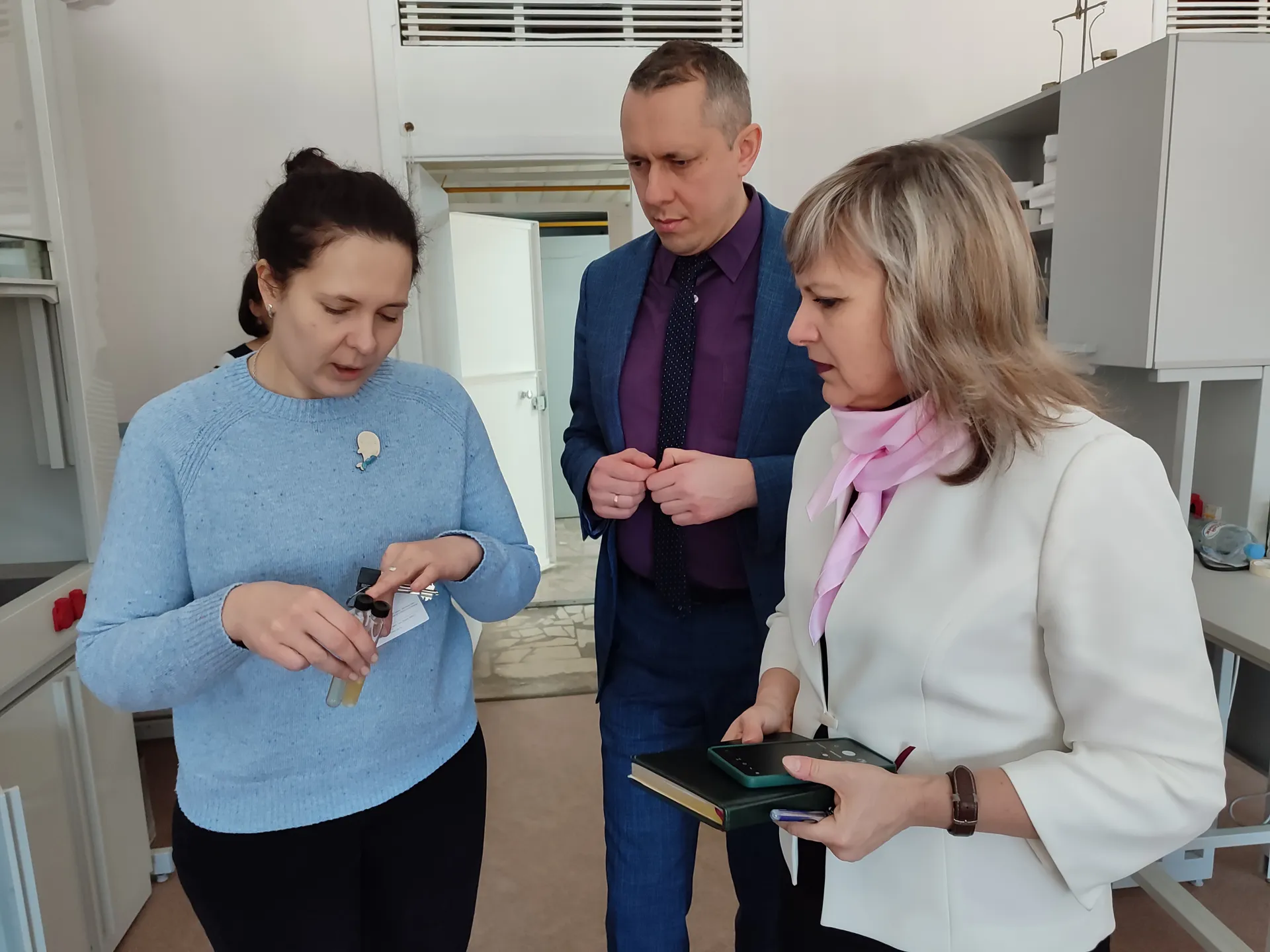 Представители ТулГУ в одном из пущинских институтов