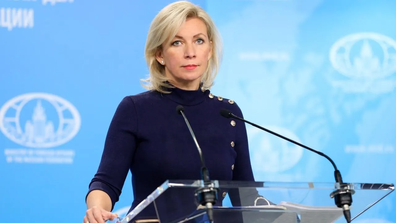 Захарова ответила не верящему в существование «Орешника» Подоляке