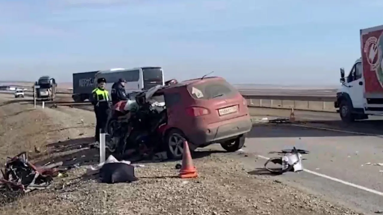 На видео попал момент жесткого ДТП в Иркутской области
