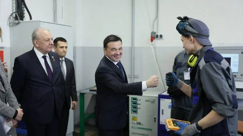 Губернатор: два образовательно-производственных центра запустят в Подмосковье