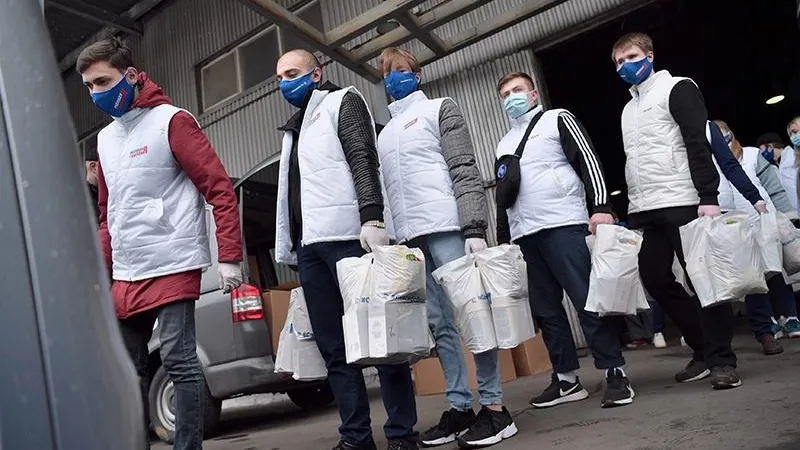 Пока все дома: подмосковные активисты продолжают помогать нуждающимся 