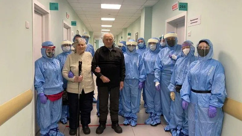 Медики в Балашихе спасли от COVID-19 пожилую пару