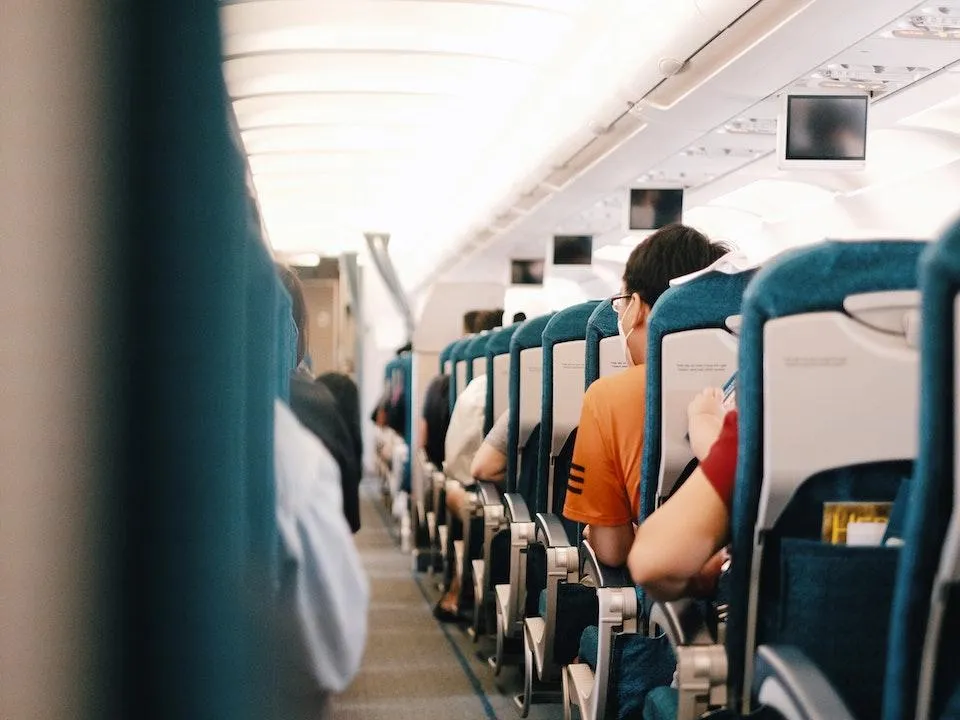 Выяснилось, когда на борту самолета можно пользоваться Wi-Fi