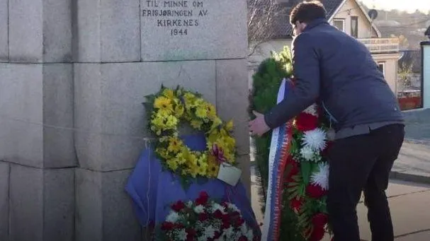 Венок раздора: мэр норвежского Киркенеса пришел в бешенство из-за почестей памятнику советским войнам