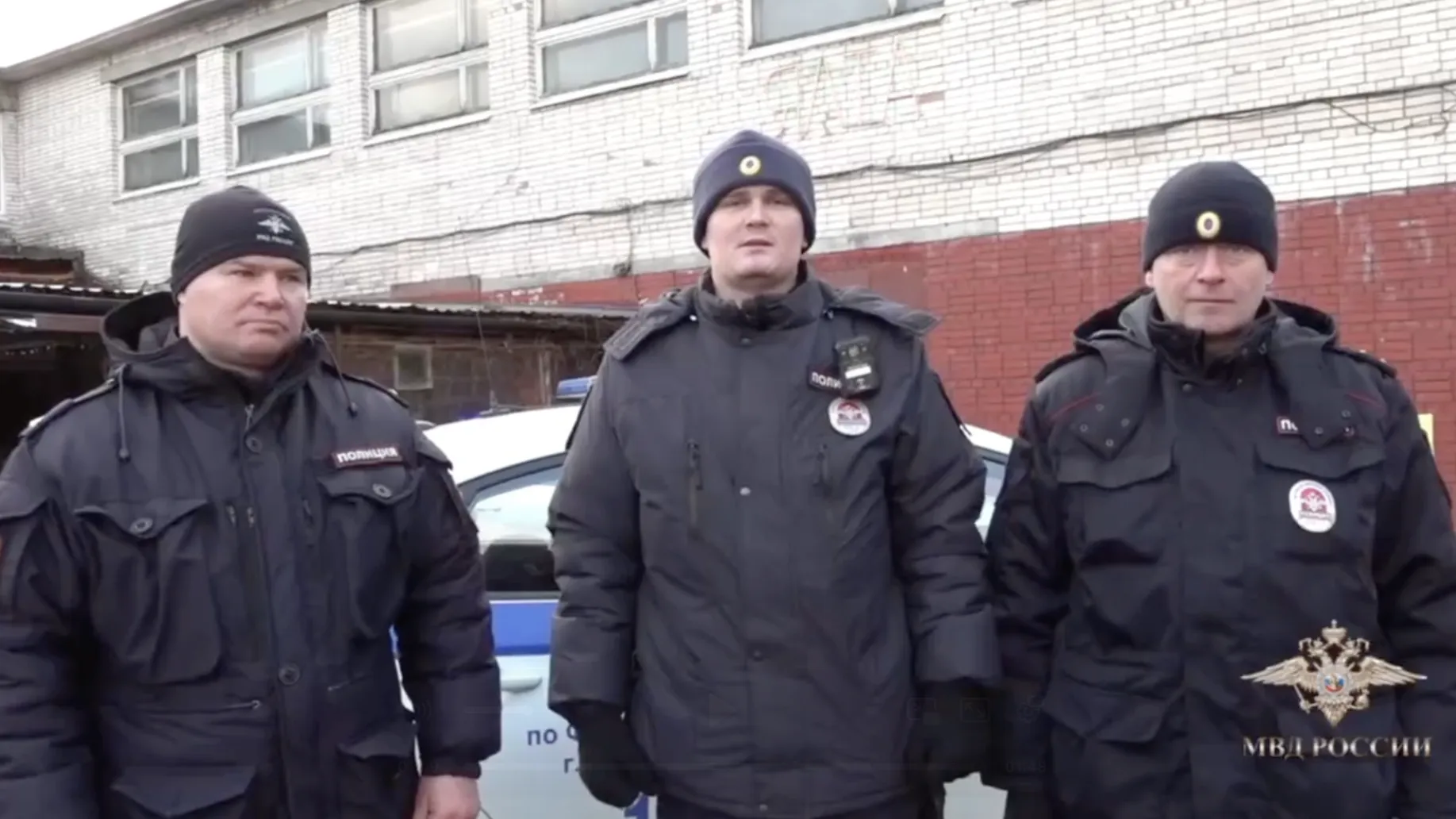 Мужчина угрожал взорвать гранату в петербургском кафе