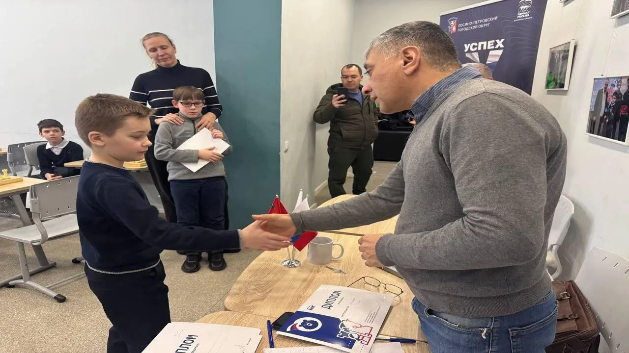 t.me/ERLosinoPetrovskui