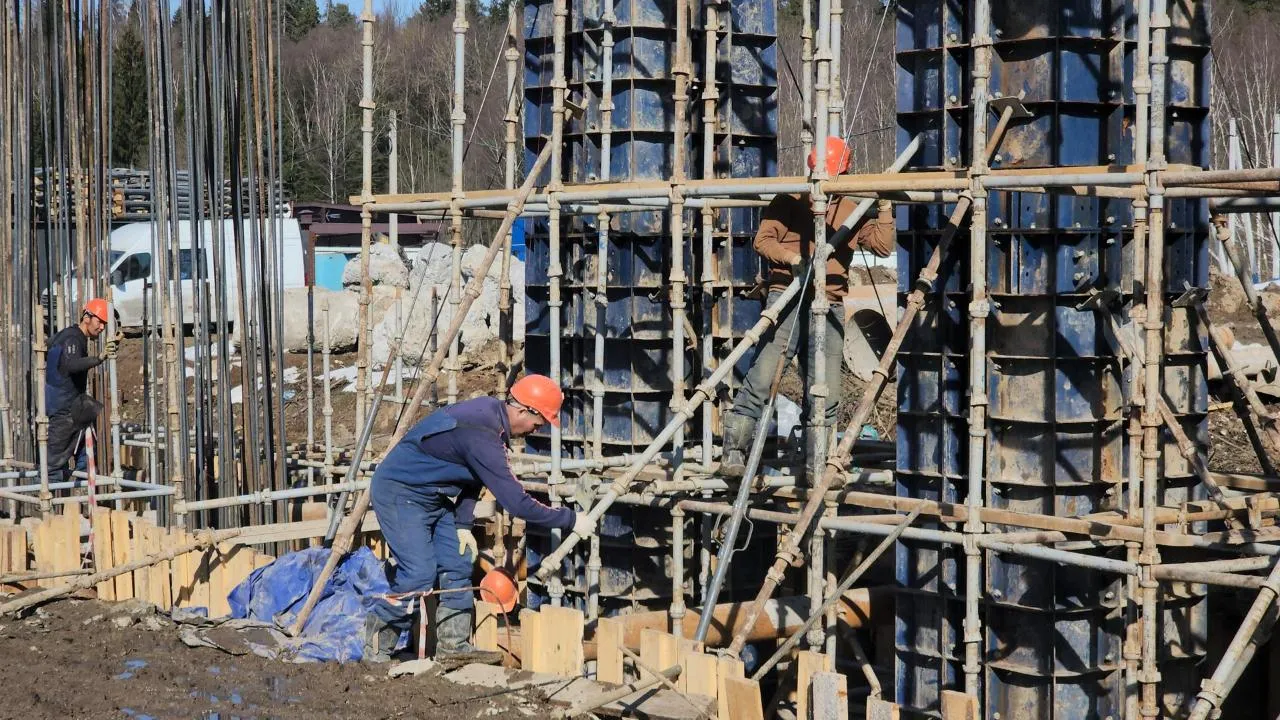 REGIONS/Кристина Ларина