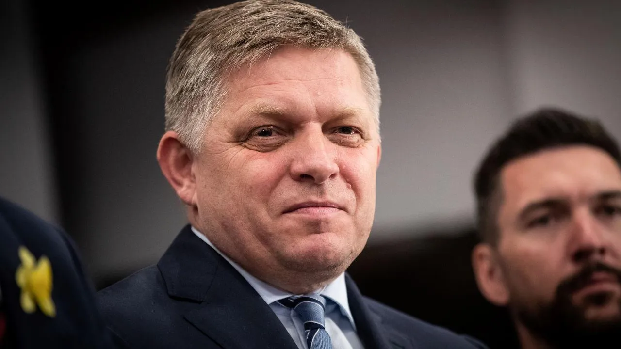 Роберт Фицо