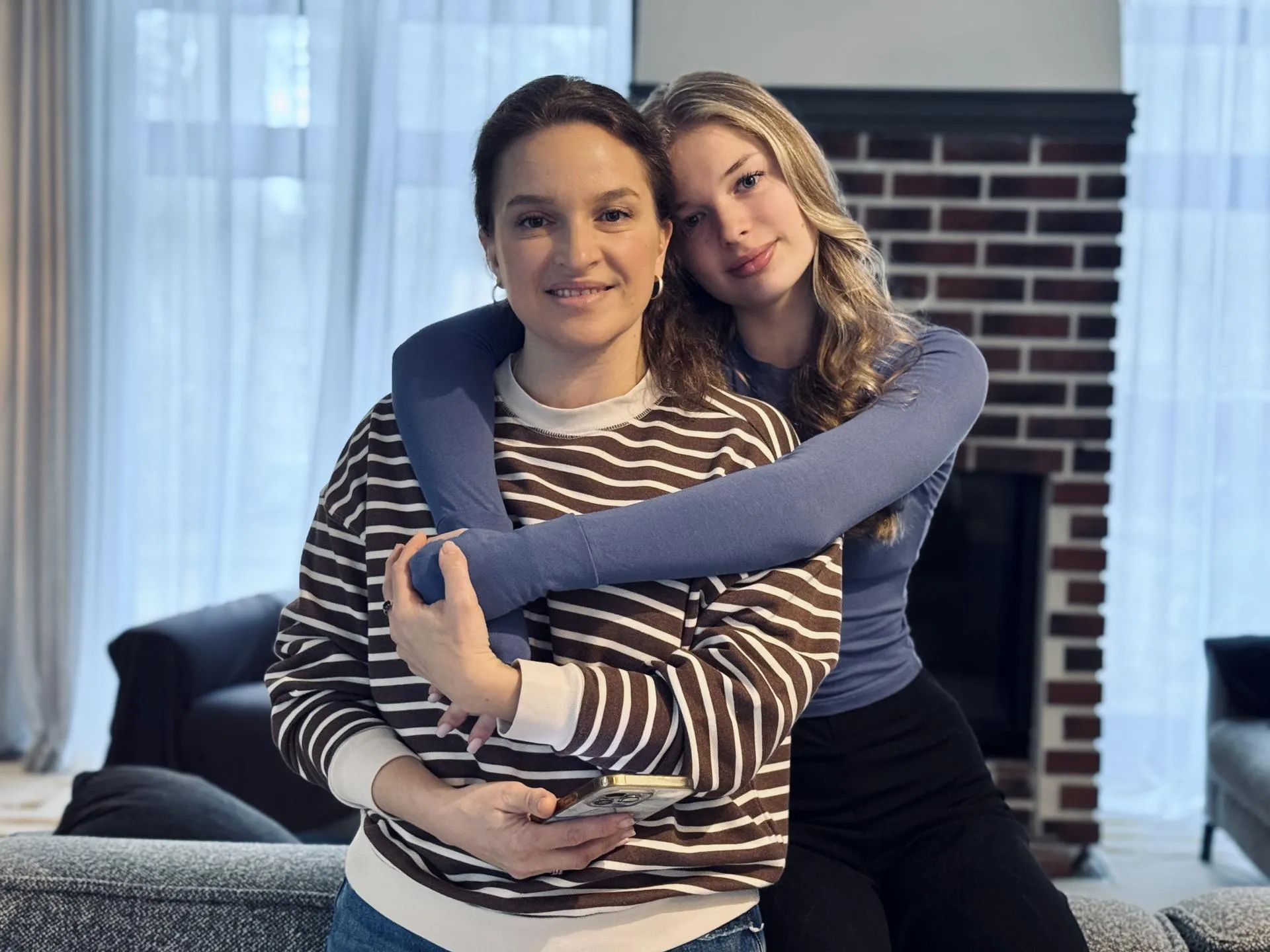 Варвара с мамой Марией. Фото: Ольга Стаферова