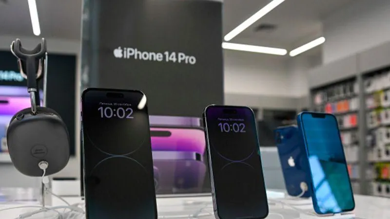Apple перестает обслуживать технику по гарантии в России