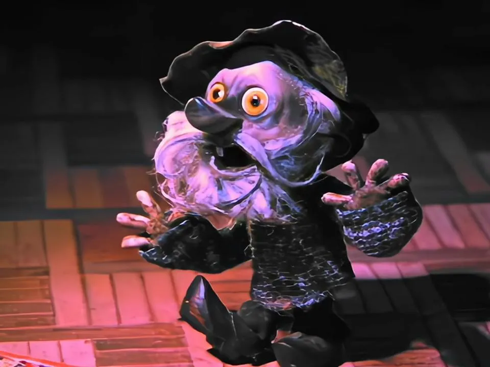 Скрип, стук, пропадающие вещи: как понять, что ваш дом «оккупировала» потусторонняя сущность