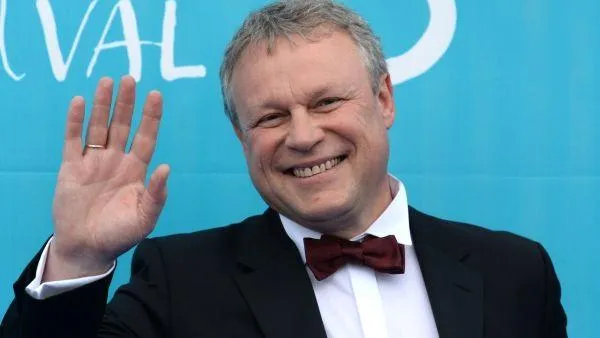 Жигунов намекнул на свадьбу с Ворожбит