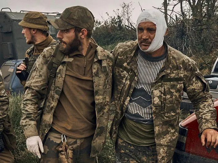 «Киев продолжит кидать мясо на передовую»: полковник в отставке оценил громадные потери ВСУ