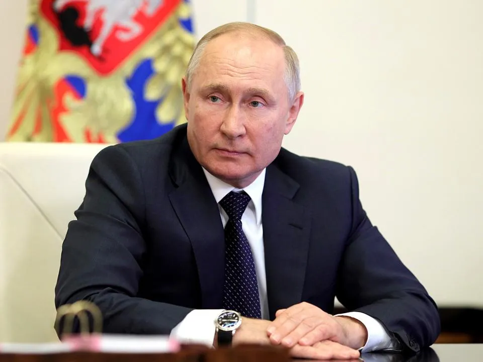 Бояться и договариваться: интервью Путина американцу Карлсону повлияет на ход президентской гонки в США