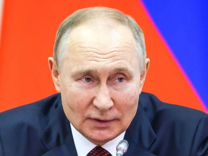 «Это титанический труд»: почему Путин приехал в Мариуполь именно сейчас