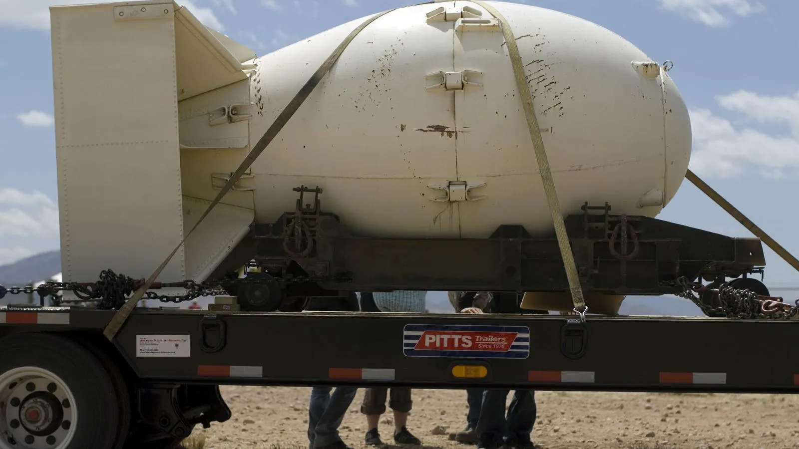 Корпус ядерной бомбы, похожей на ту, что сбросили на Нагасаки. Louie Palu