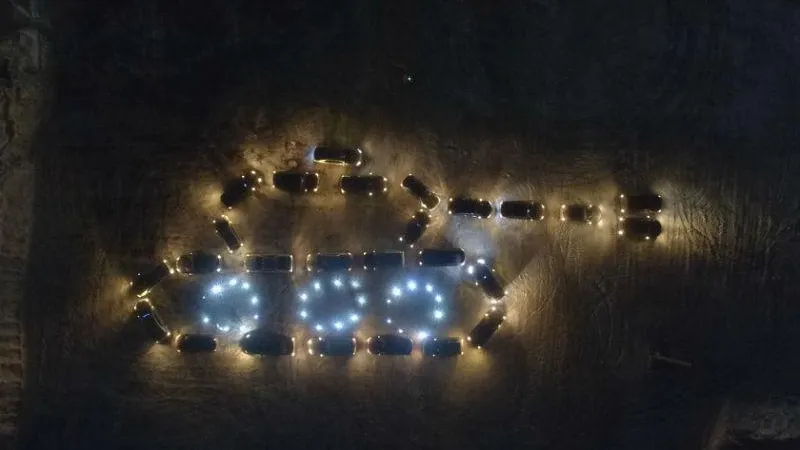 Танк из легковушек в Бужарове собрали к 23 февраля