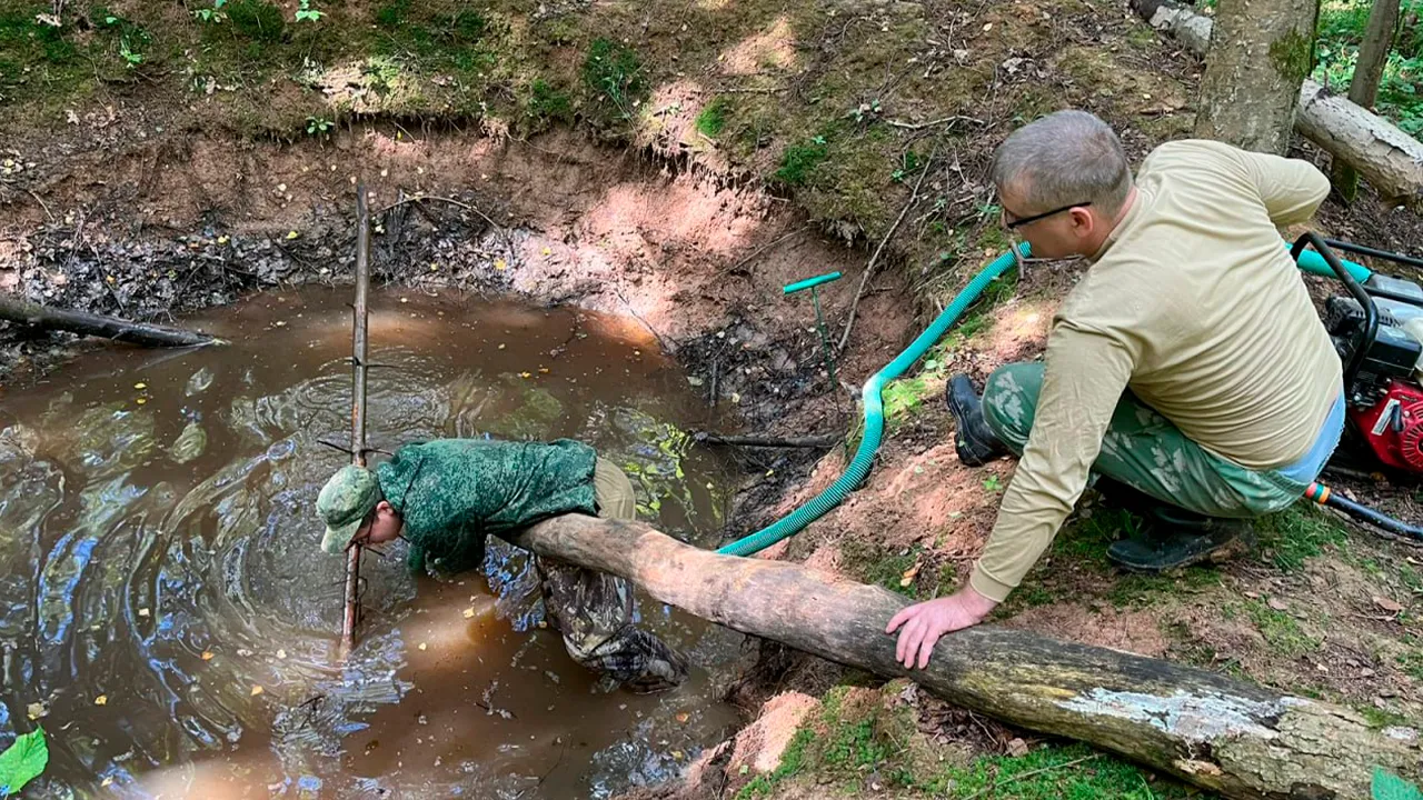 Двигатель не нашли даже после откачки воды из воронки
