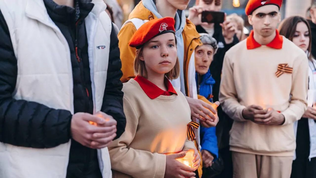 В Щелкове зажглись сотни свечей в рамках акции, посвященной Дню Победы