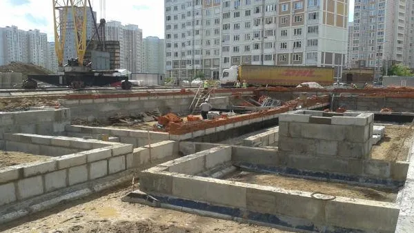 Строительство детсада в Кузнечиках идет по графику