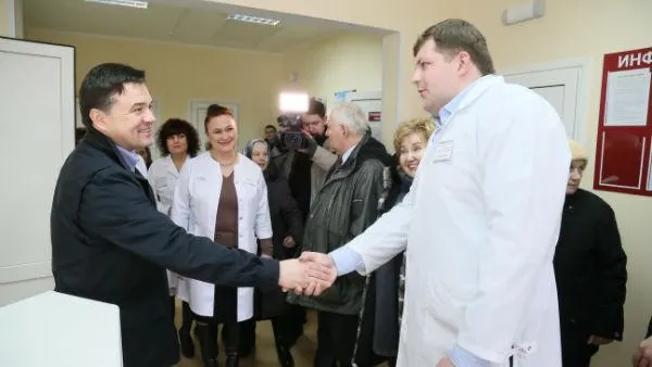 Губернатор осмотрел ФАП «Дутшево» в Дмитровском районе