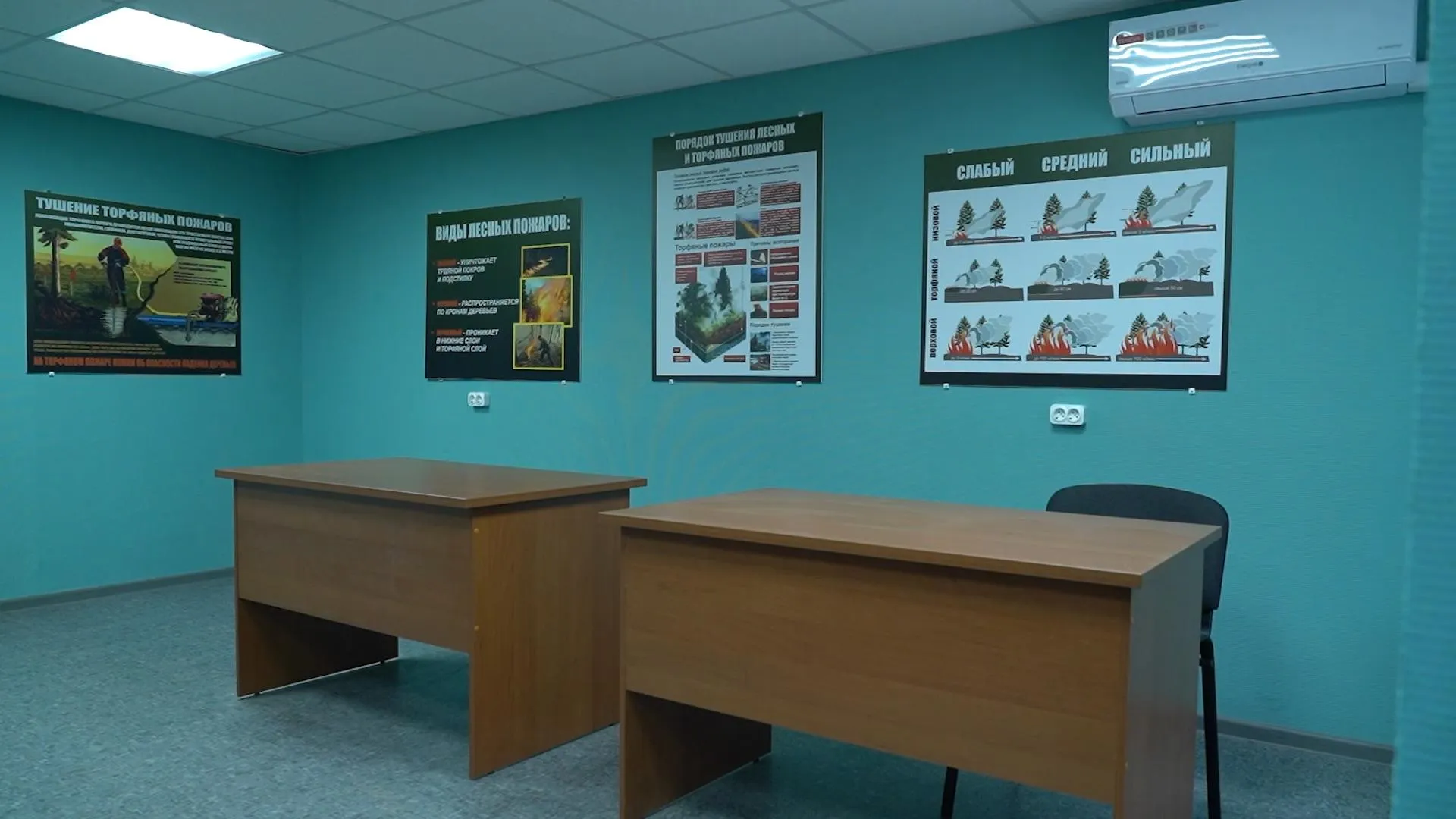 Алексей Лавров