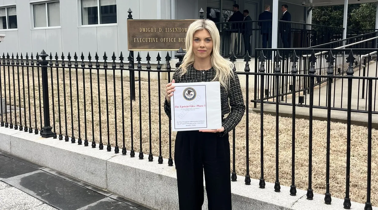 X.com/Liz_Wheeler/