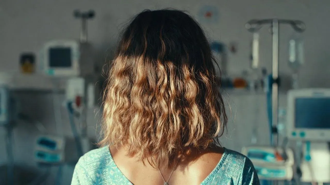 Молодая учительница из Петербурга, обвиненная в совращении учеников, попала в психбольницу