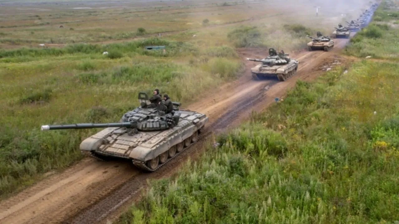 Постепенное военное давление на Украину со стороны России назвали верным способом достичь победы