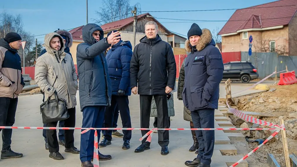 Глава подмосковного Одинцово проверил ход благоустройства подходов к станции МЦД-4 «Лесной городок»