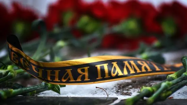 Воробьев принял участие в прощании с Виктором Азаровым