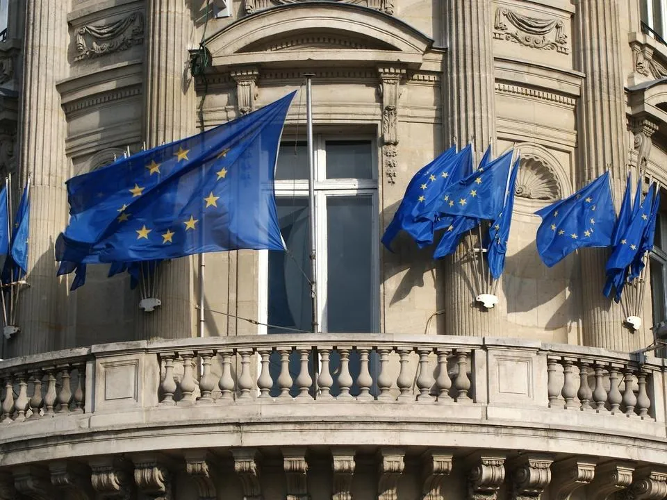 Украинцам придется реально смотреть на жизнь: Европа устала от беженцев из Незалежной