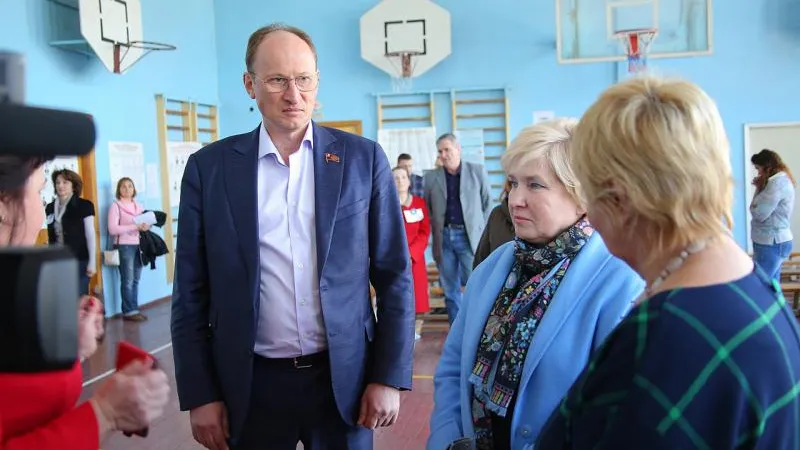 Депутаты Госдумы и Мособлдумы довольны ходом голосования в Люберцах
