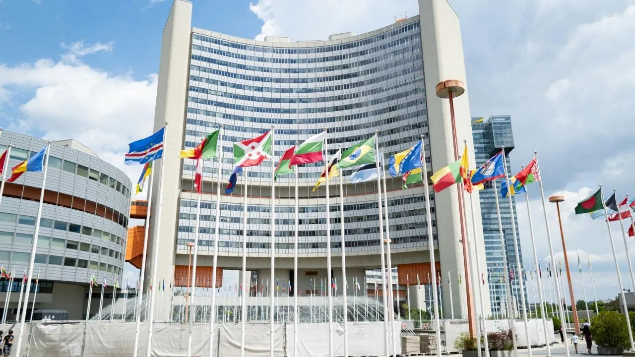 Зампостпреда при ОБСЕ: Россия не пойдет на перемирие в целях перевооружения Киева